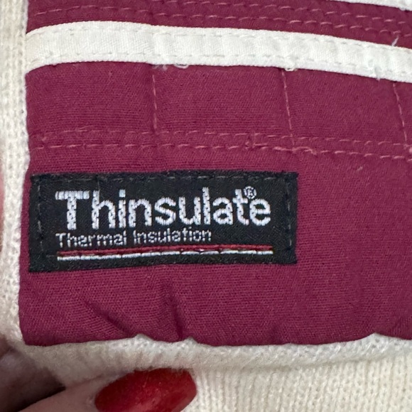 3M Thinsulate Maroon and Ivory Thermal Gloves - Picture 2 of 7
